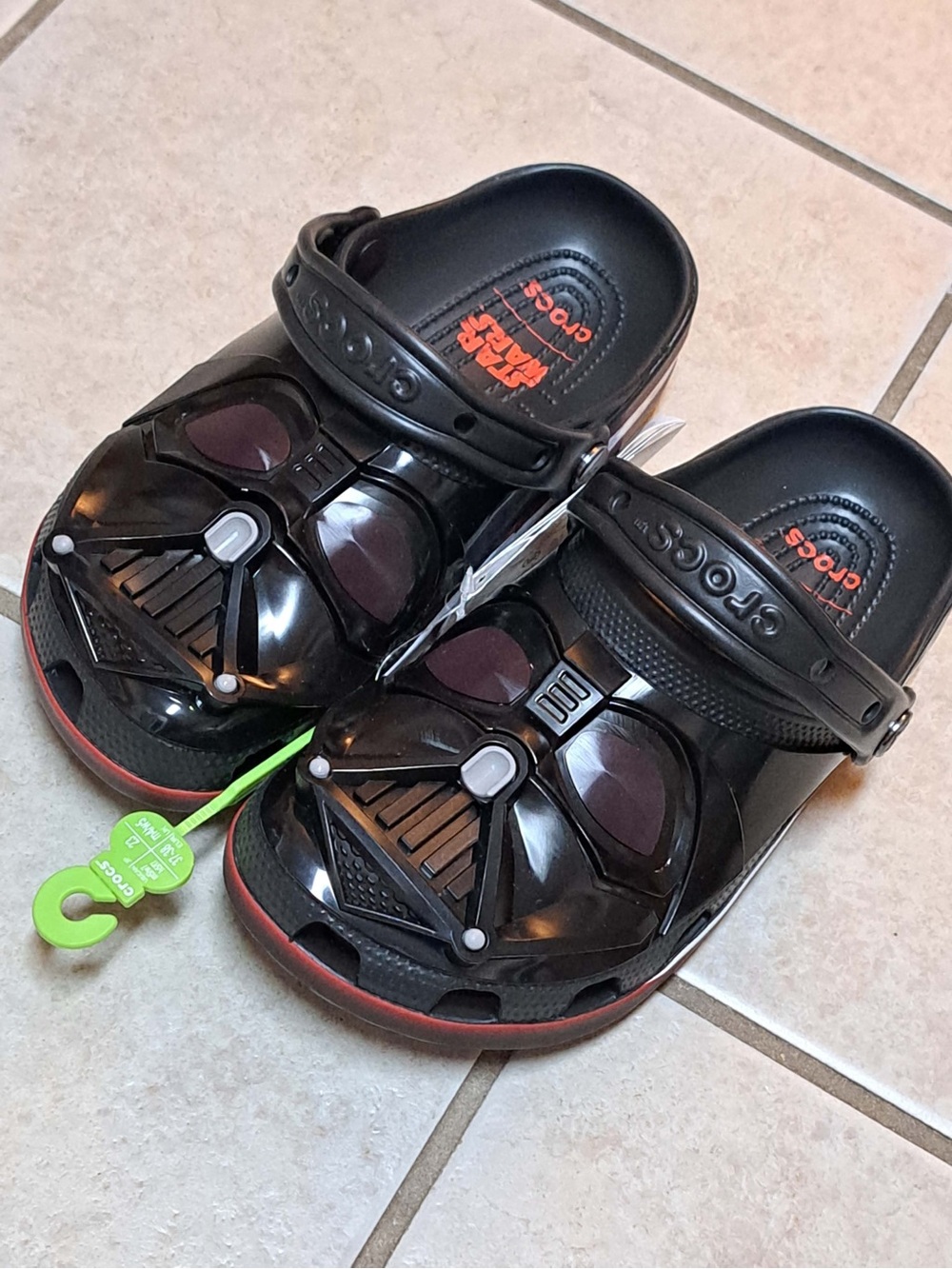 Crocs x Star Wars "Darth Vader" Classic Crocs - Women's size 7 / Men's size 5